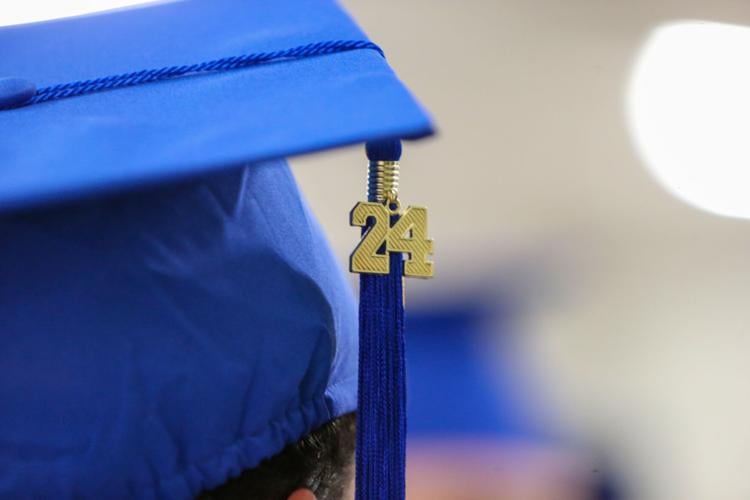 djr-2024-05-18-news-ths-grad-hm