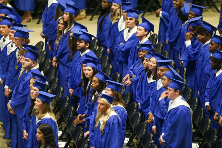 djr-2024-05-18-news-ths-GRAD-HM