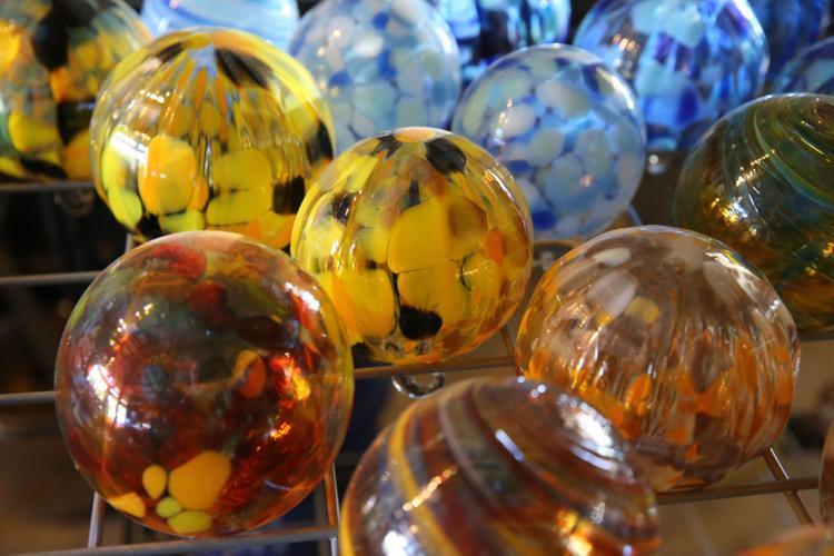 mm-20204-10-02-blown-glass-twp29